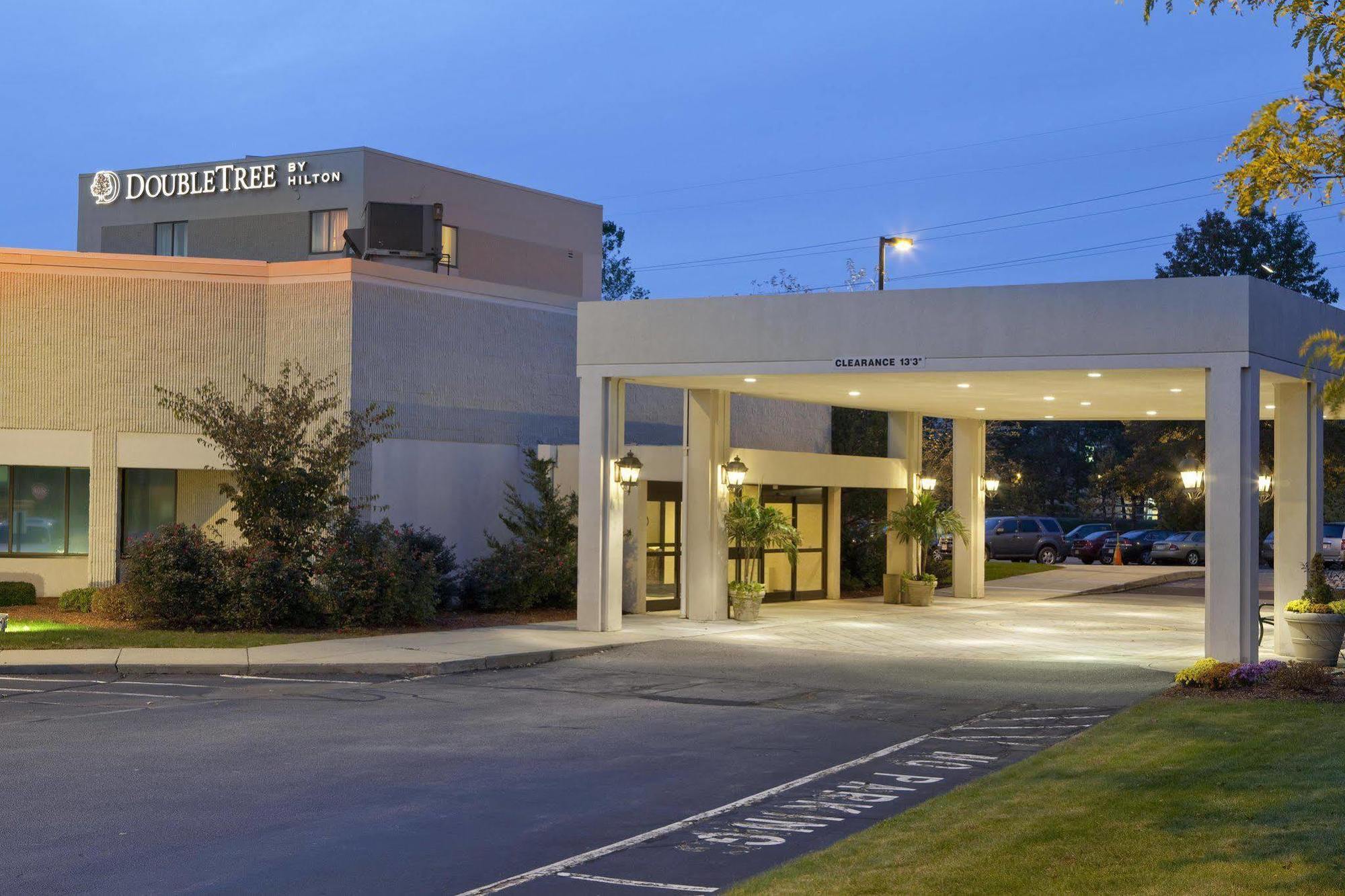 Doubletree By Hilton Boston-Milford Hotel Eksteriør billede